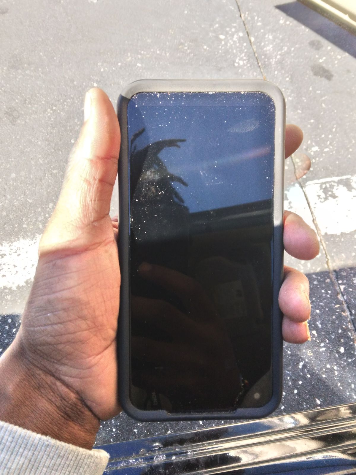 cell phone t mobile smartphone good phone I just upgrade so no longer need this