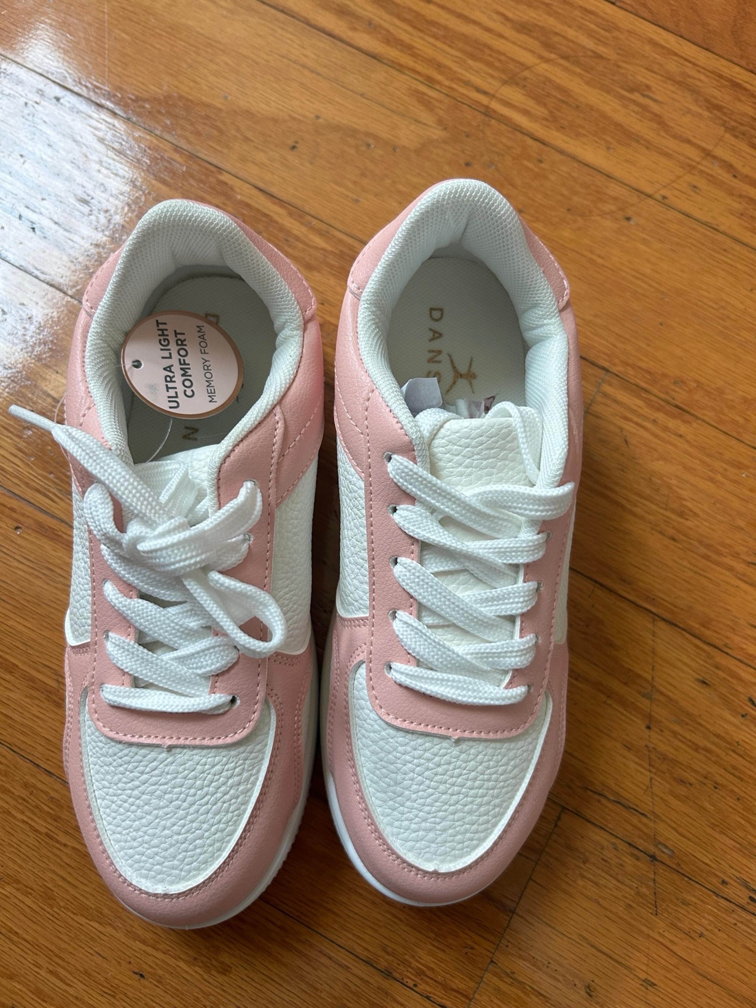 NWT Danskin girls Pink and White Sneakers size 11