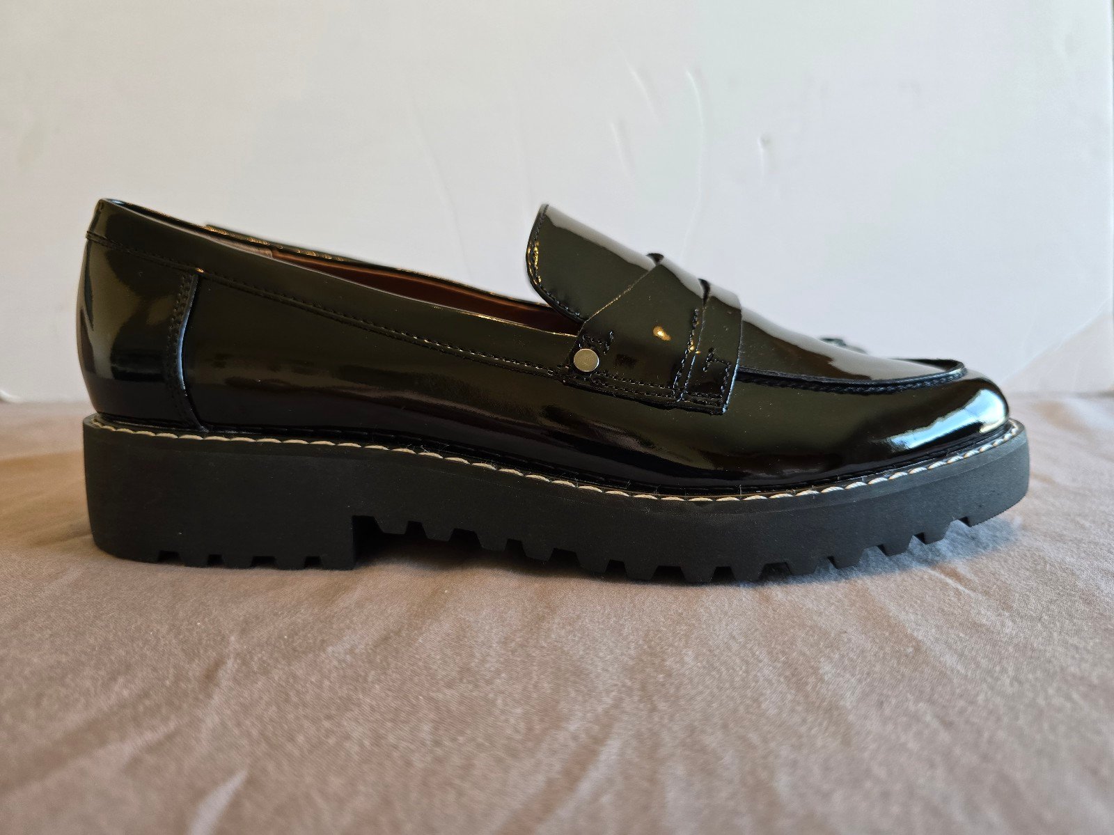 Franco Sarto Callum Black Patent Leather Slip-On Penny Loafers NWOB Sz 7.5