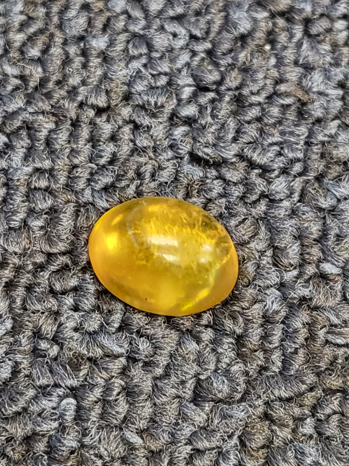 Yellow Sapphire cabochon