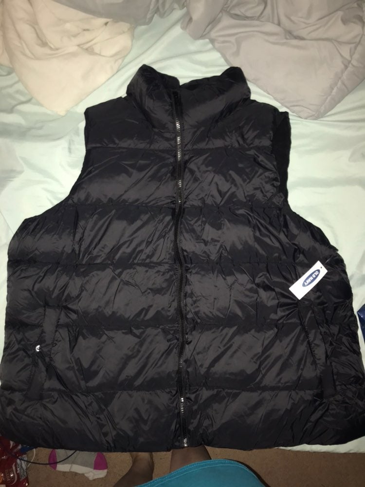 Old Navy Puffer Vest