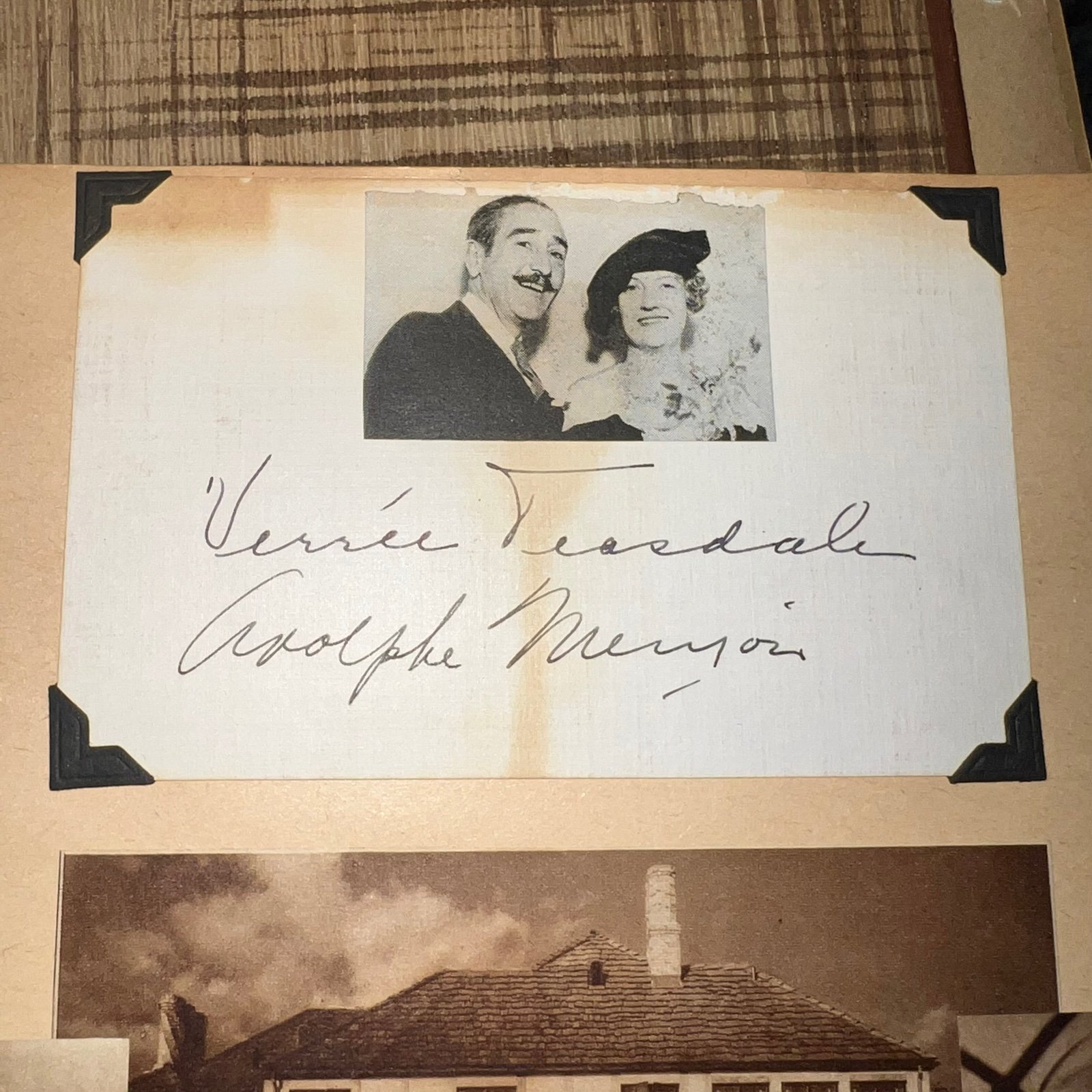 ADOLPHE MENJOU VERREE TEASDALE HAND SIGNED INDEX CARD