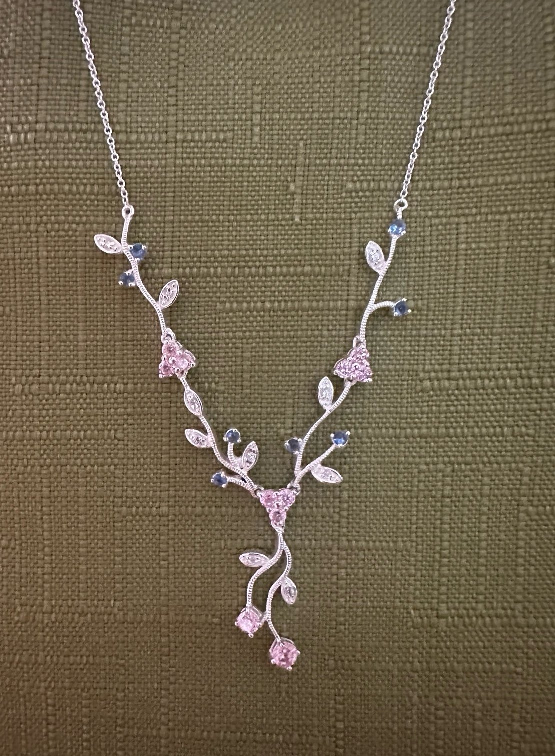 Sterling Silver Cubic Zirconia Lariat Leaf Necklace