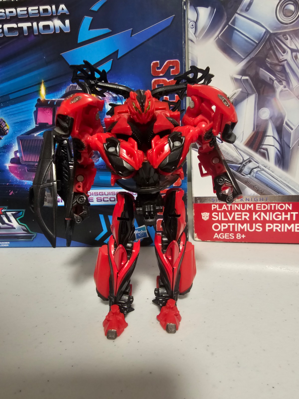 Transformers Studio Series Stinger