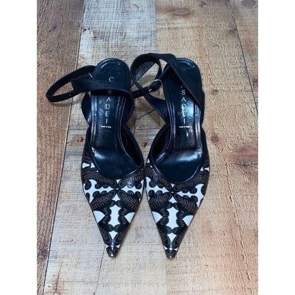 Casadei womens pointed toe heels with ankle straps Leather Italy size 6 Toe is