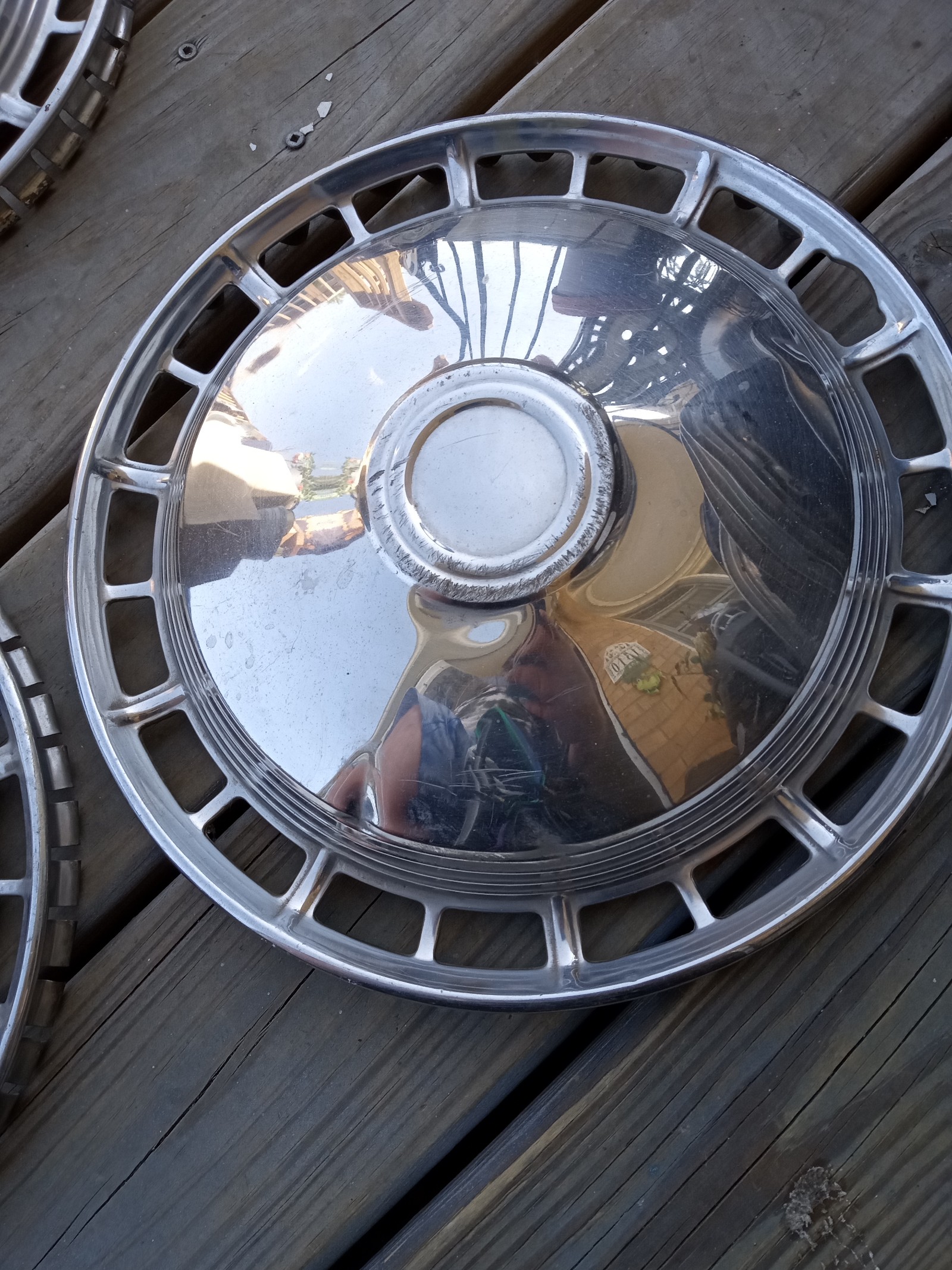 3-13 foreign non descript hubcaps