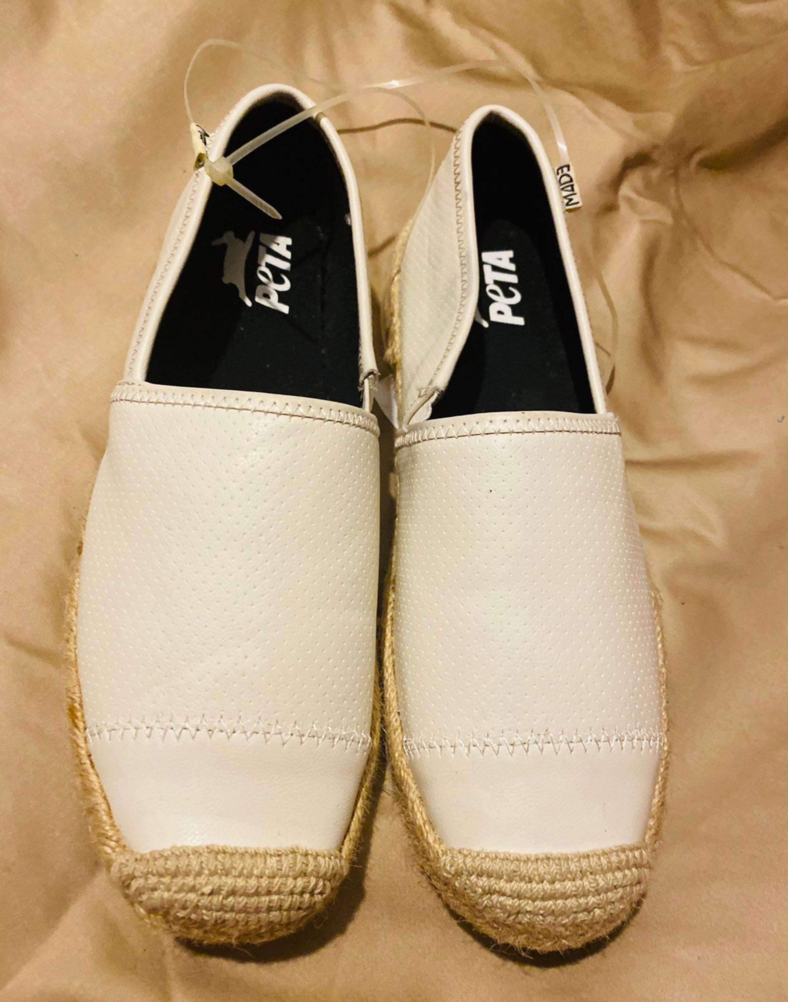 Womens shoes size 6.5