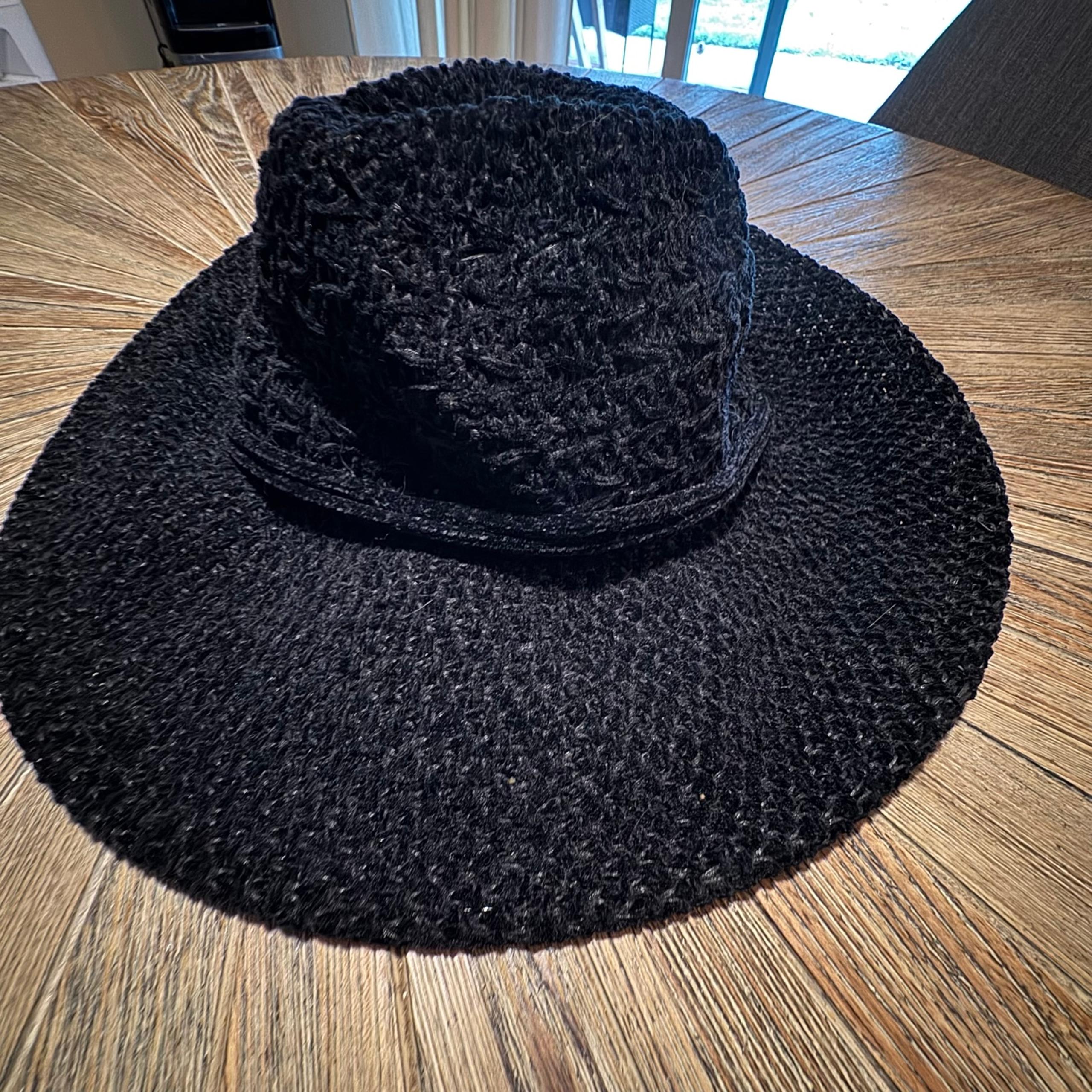 San Diego Hat Co. Four Buttons black chenille knit wide brim women’s hat