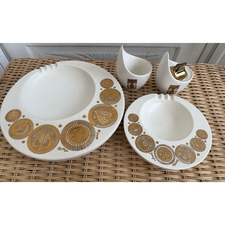 Vintage MCM Georges Briard Midas Hyalyn Porcelain 4 Piece Ashtray Lighter Set
