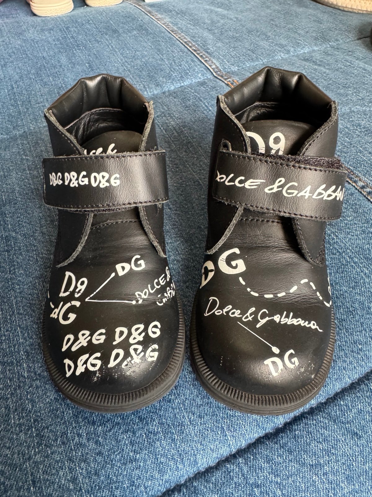 Dolce Gabbana toddler boots size 23 EURO size 7 US