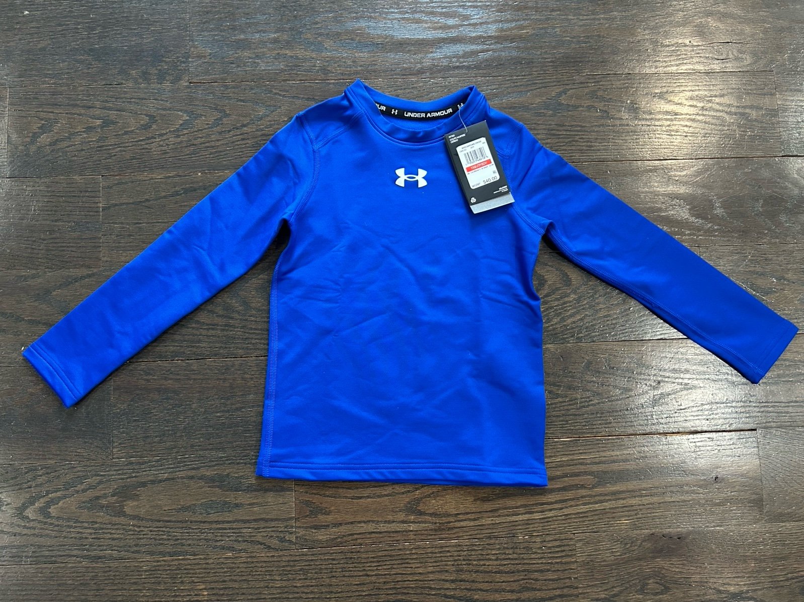 Boys Under Armour cold gear XS long sleeve shirt NWT