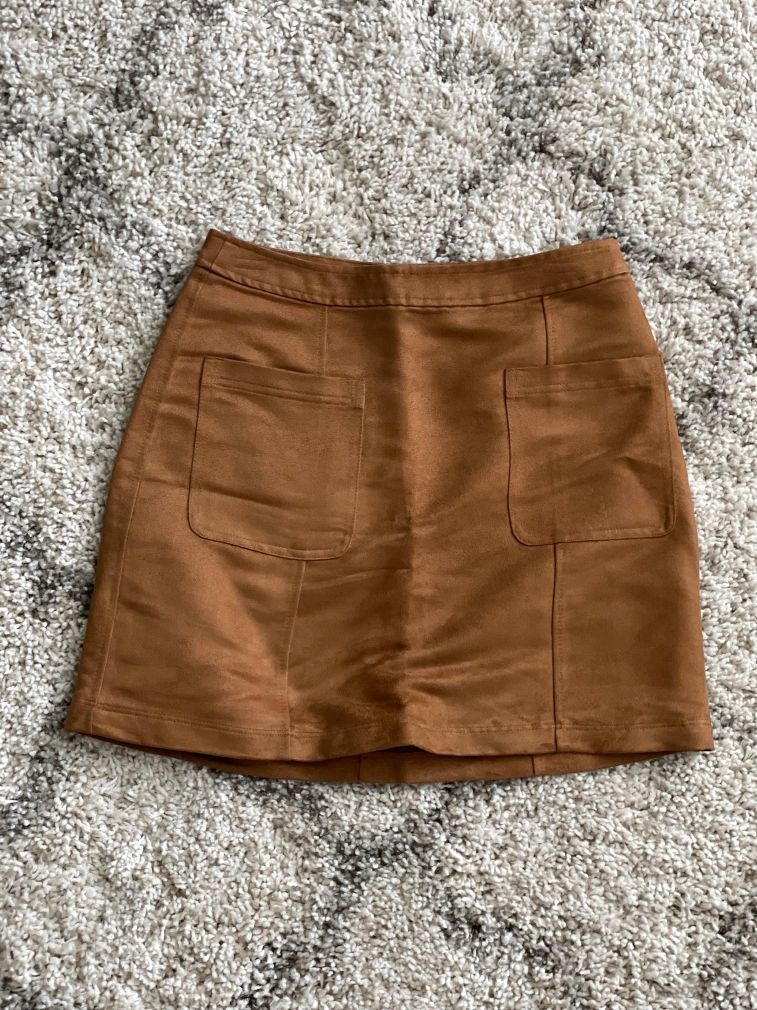 Women’s Old Navy Suede Zipper Short Skirt Size 2 Cognac