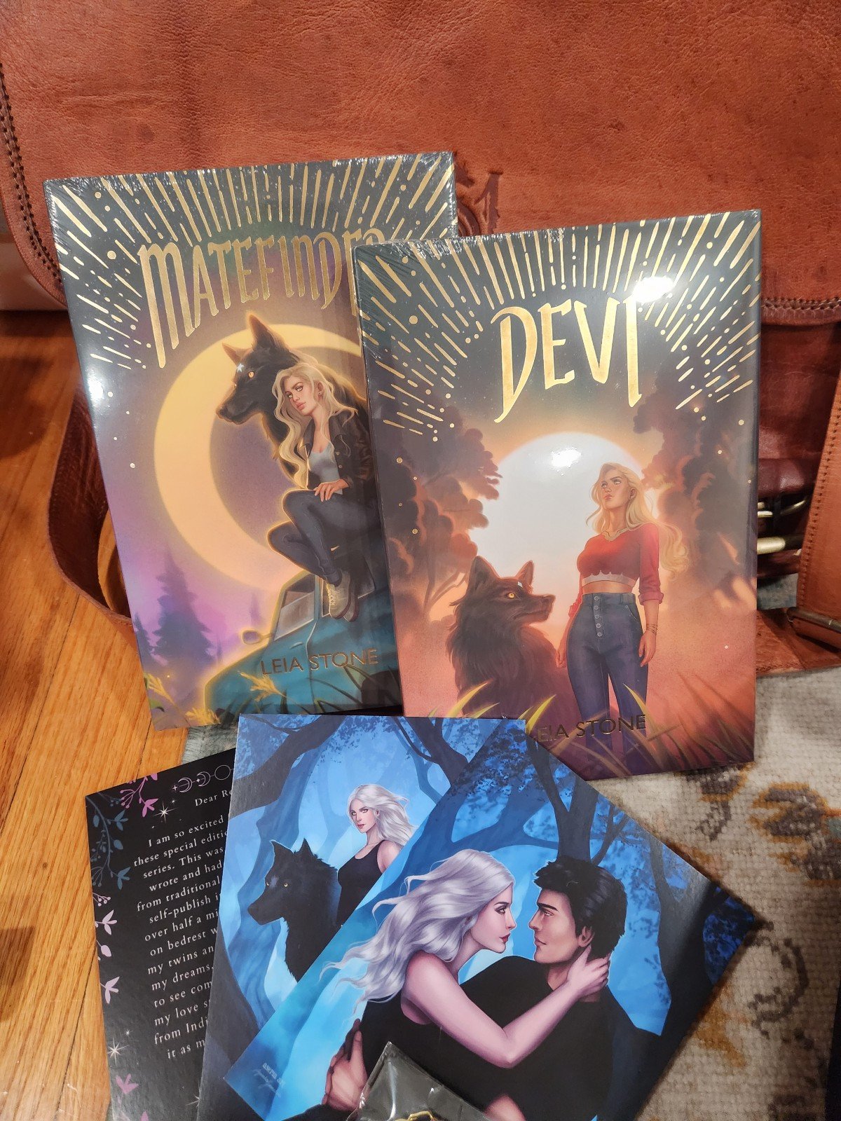 Arcane Leia Stone Matefinder, Devi