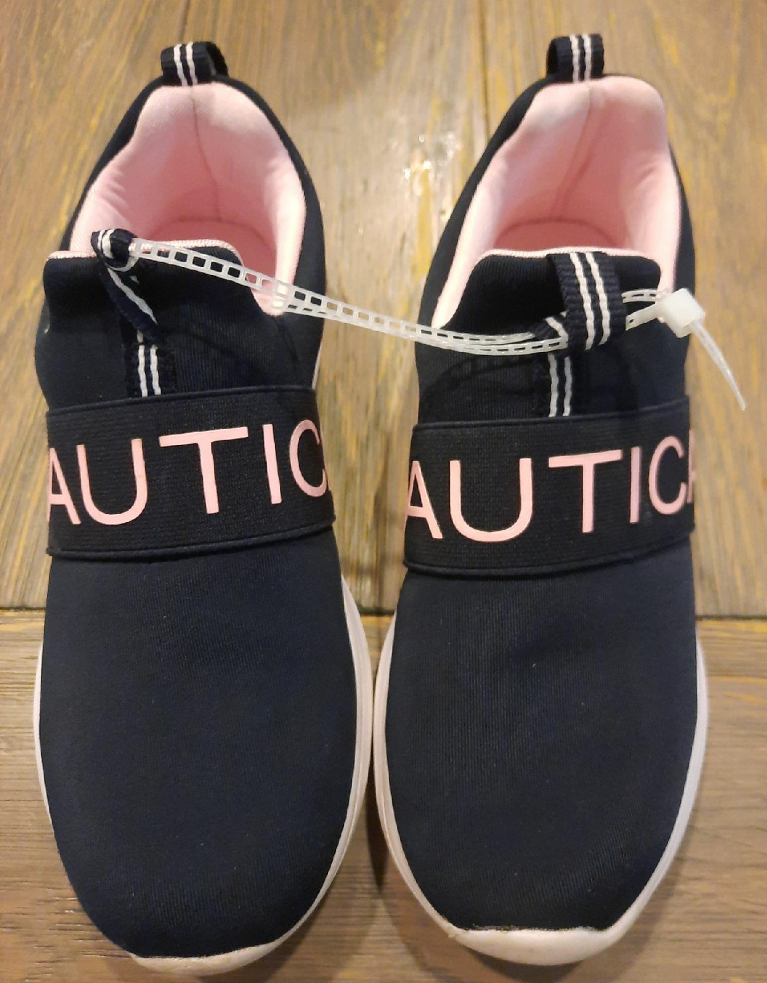 Girls size 2 Youth Nautica Shoes
