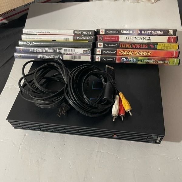 Sony PlayStation 2 PS2 Bundle with 10 Games Hitman 2 Socom Tetris Worlds Full Sp