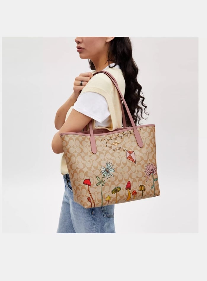❤️❤️NWT！COACH X OBSERVED BY US CITY TOTE BAG IN SIGNATURE CANVAS (COACH CU392)