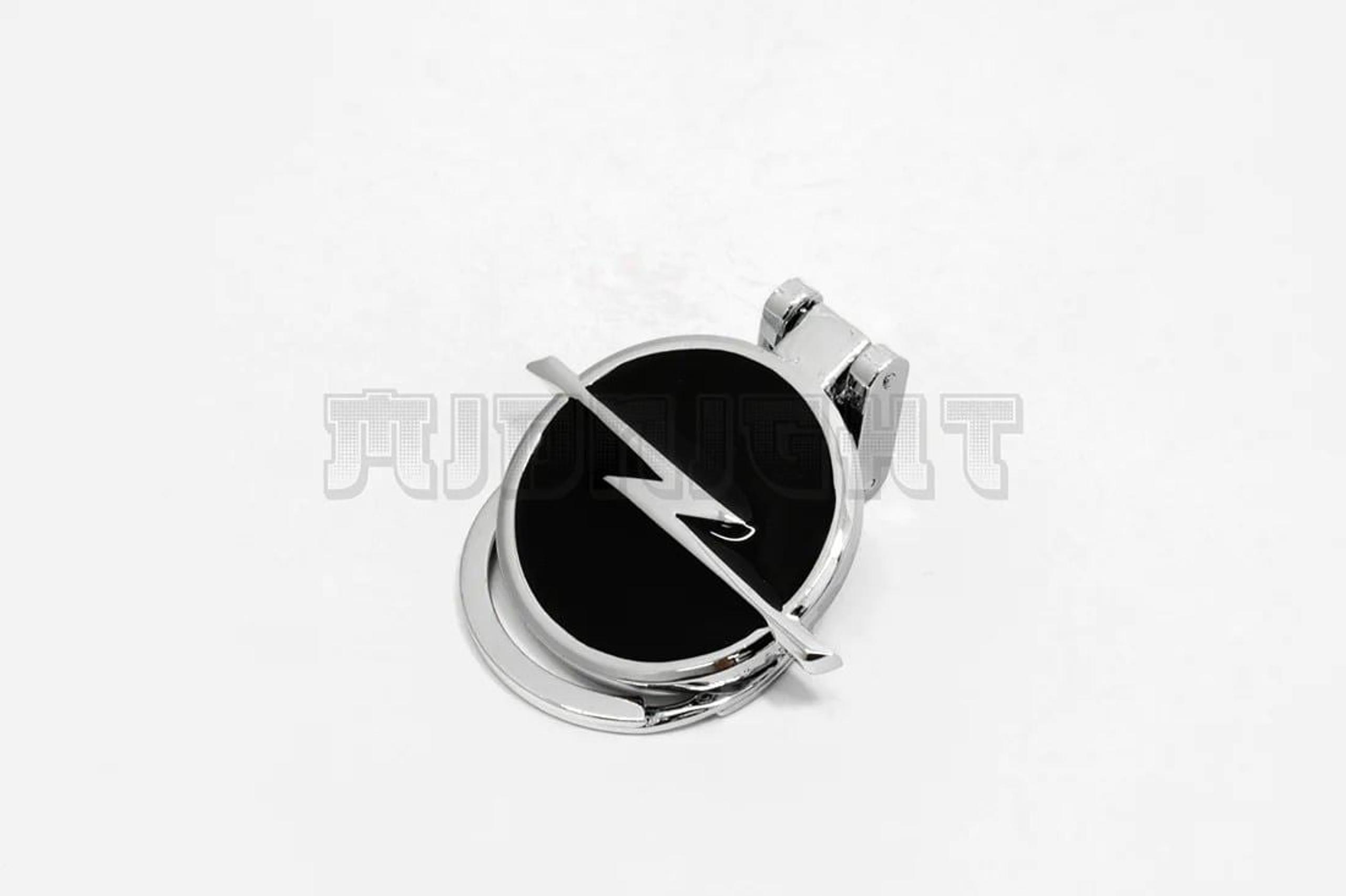 Opel Logo Pendant Keychain