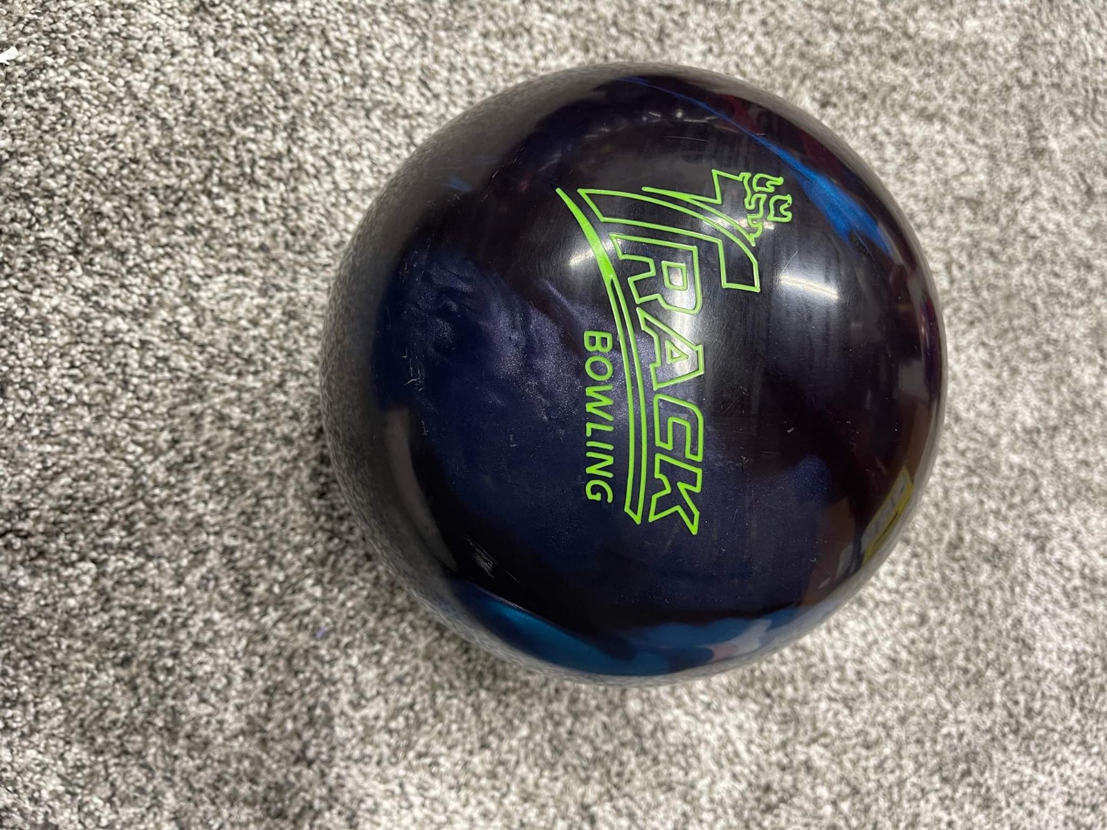 15lb track Strata bowling ball used