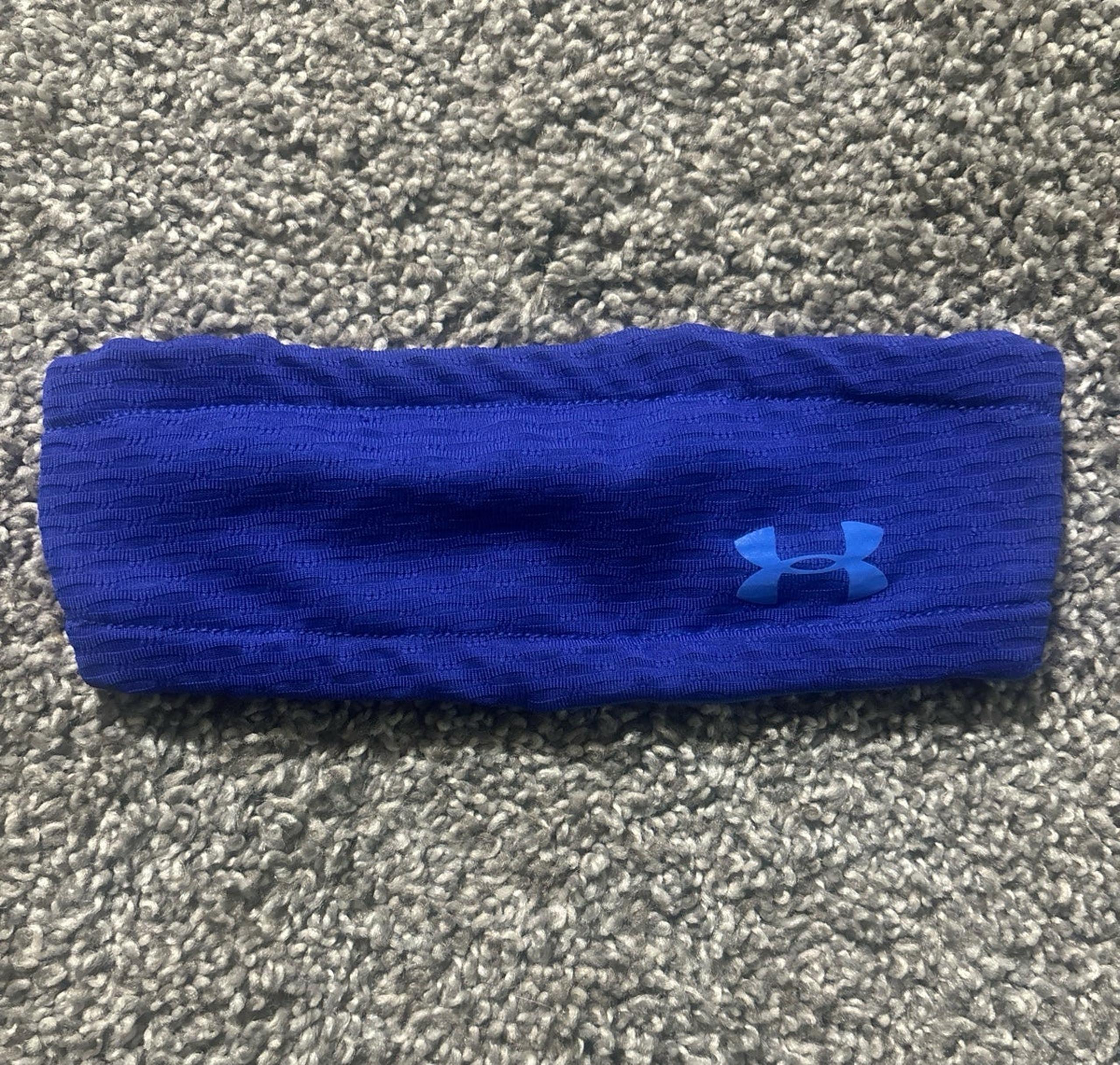 Under Armour headband