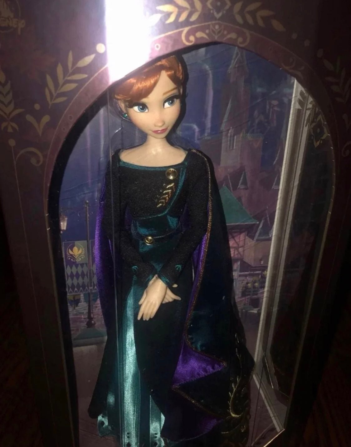 Frozen 2 Anna limited edition doll