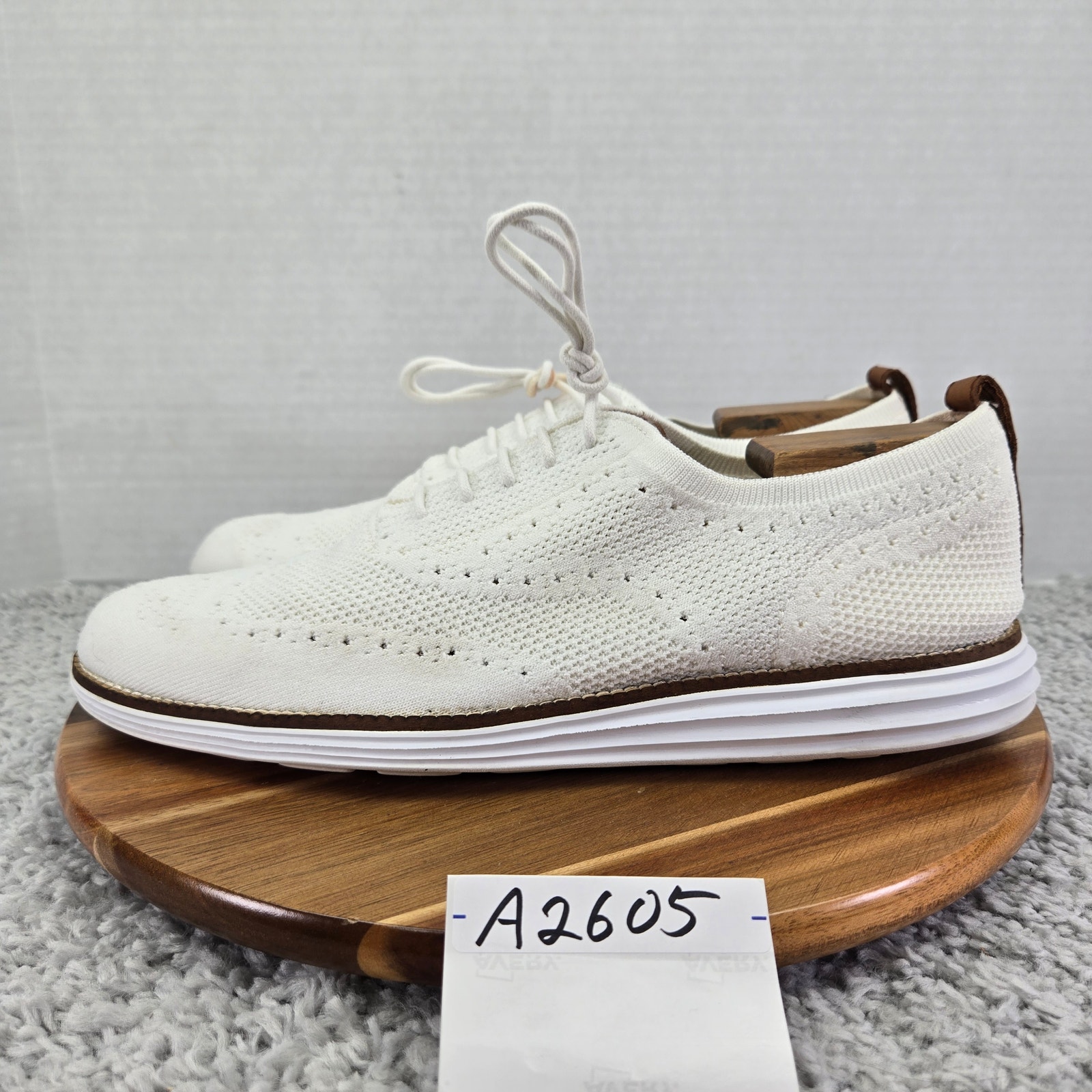 Cole Haan Original Grand White Stitchlite Wingtip Casual Daily Oxford Men 10.5 M