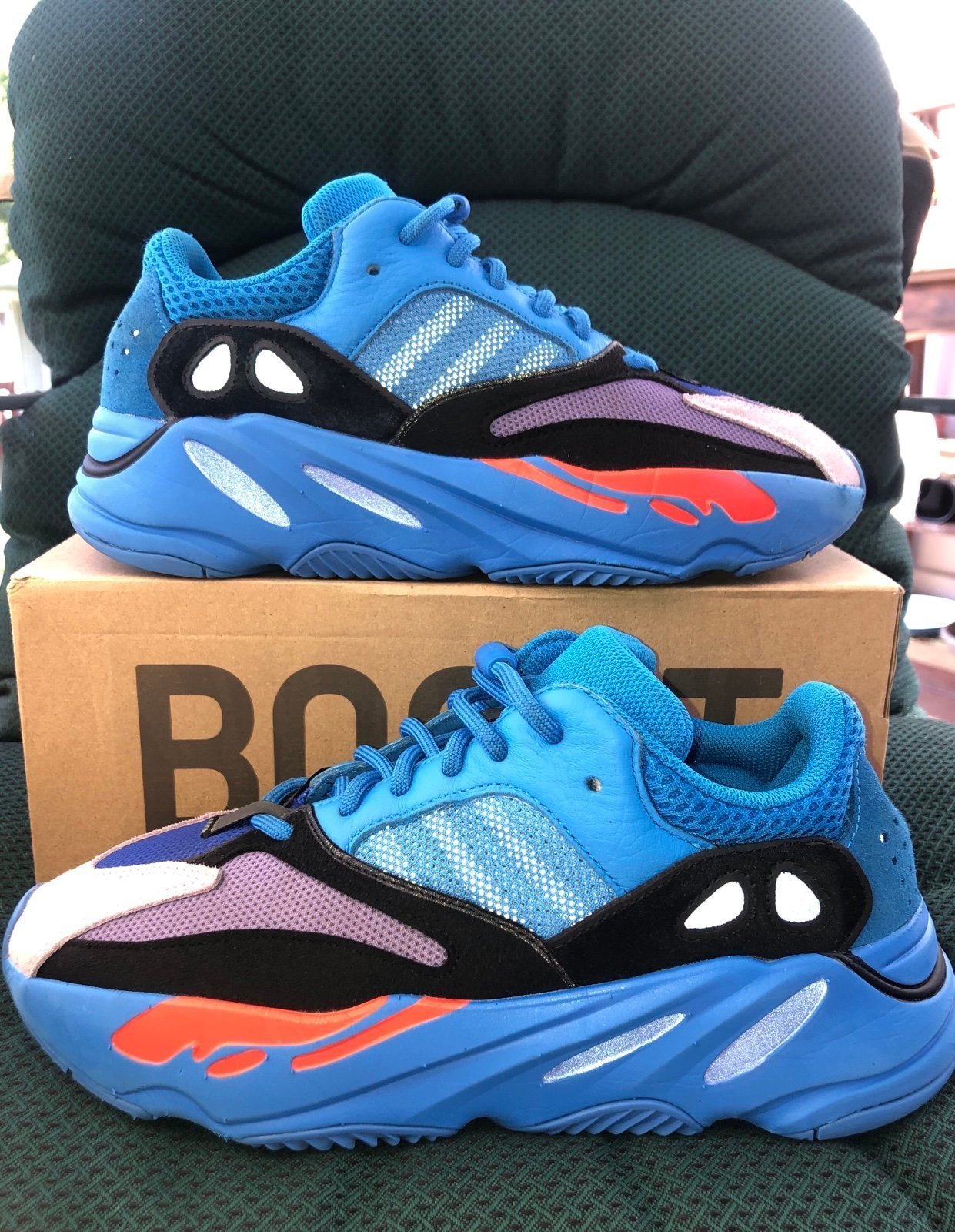 Yeezy Boost 700 ‘Hi Res Blue’ Authentic Sz. 8.5 men’s