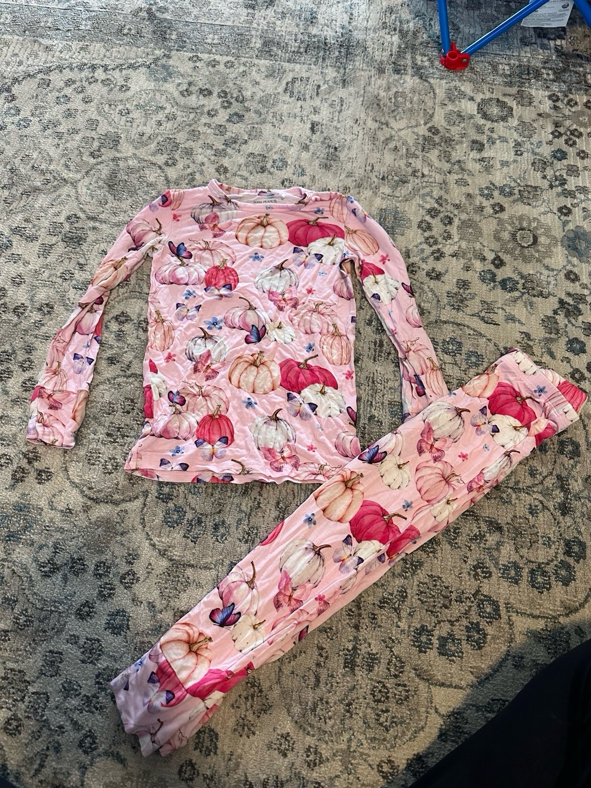 Posh peanut two piece PJ
