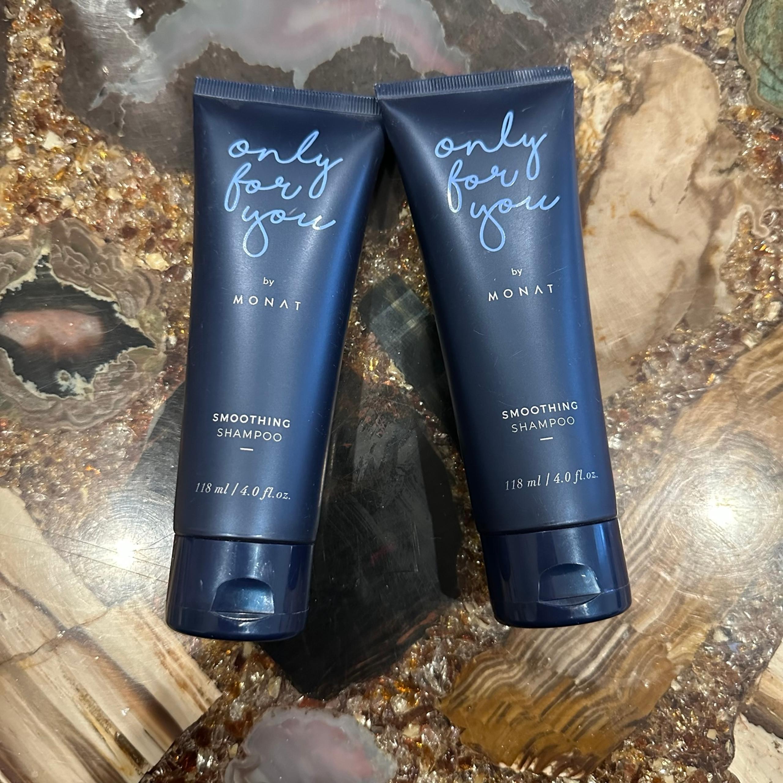 Monat smoothing shampoo 2 bundle