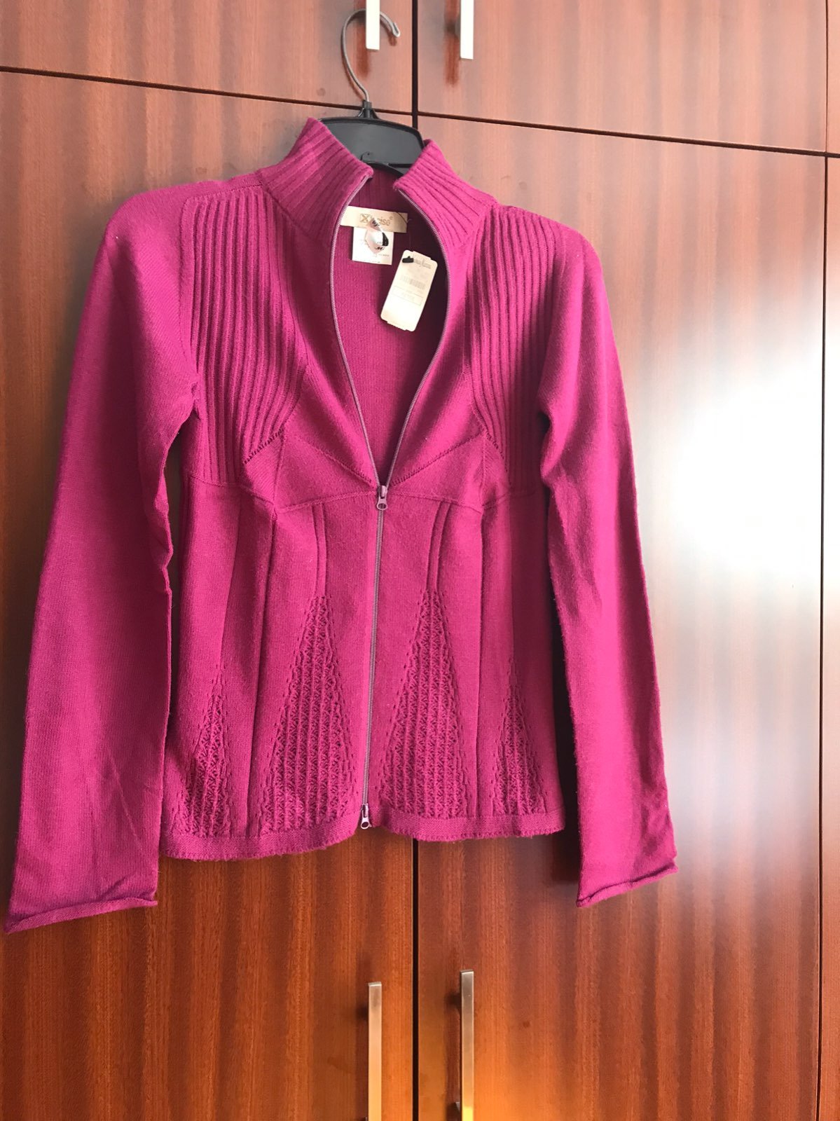 NWT XINCISO Sweater PETITE.Made in Italy