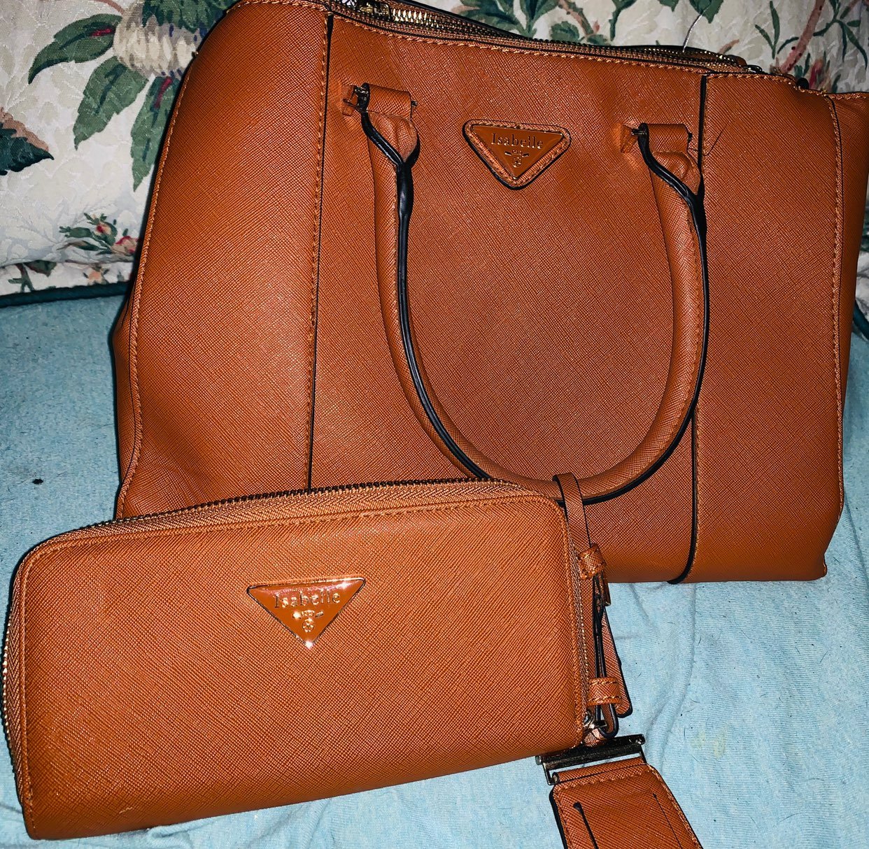 Really Nice Tan Purse And Wallet