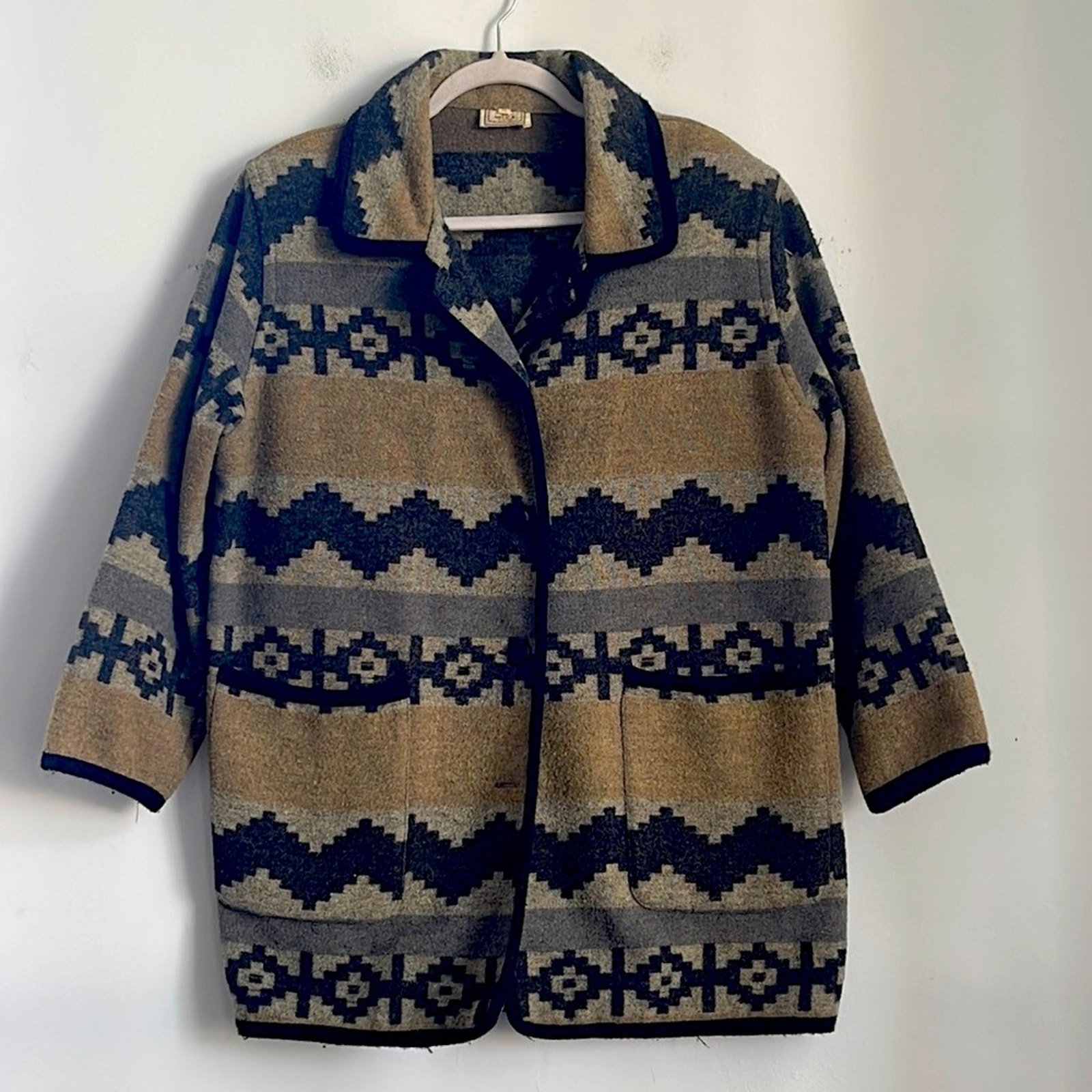 Vintage Melica southwestern print wool (?) oversized midi blanket coat sz M