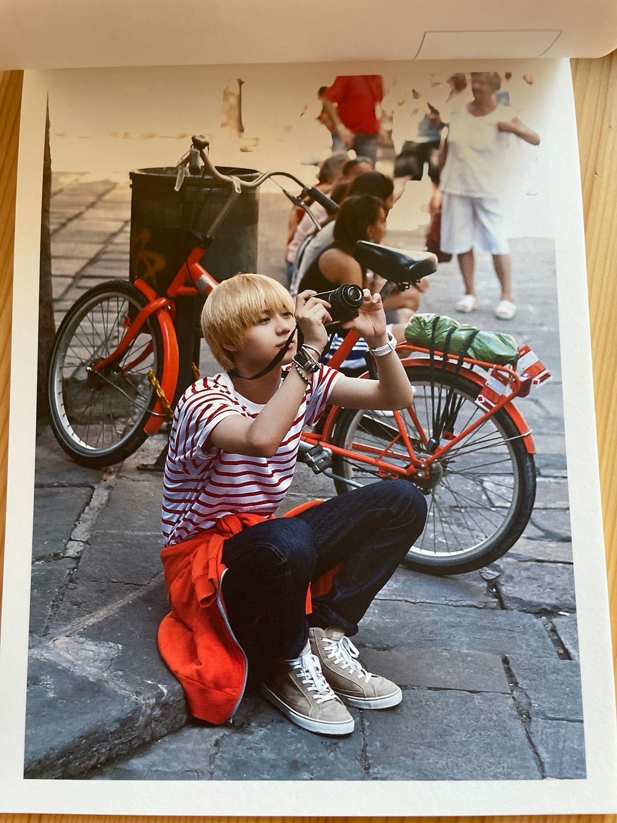 SHINee in Barcelona Photobook + postcard booklet