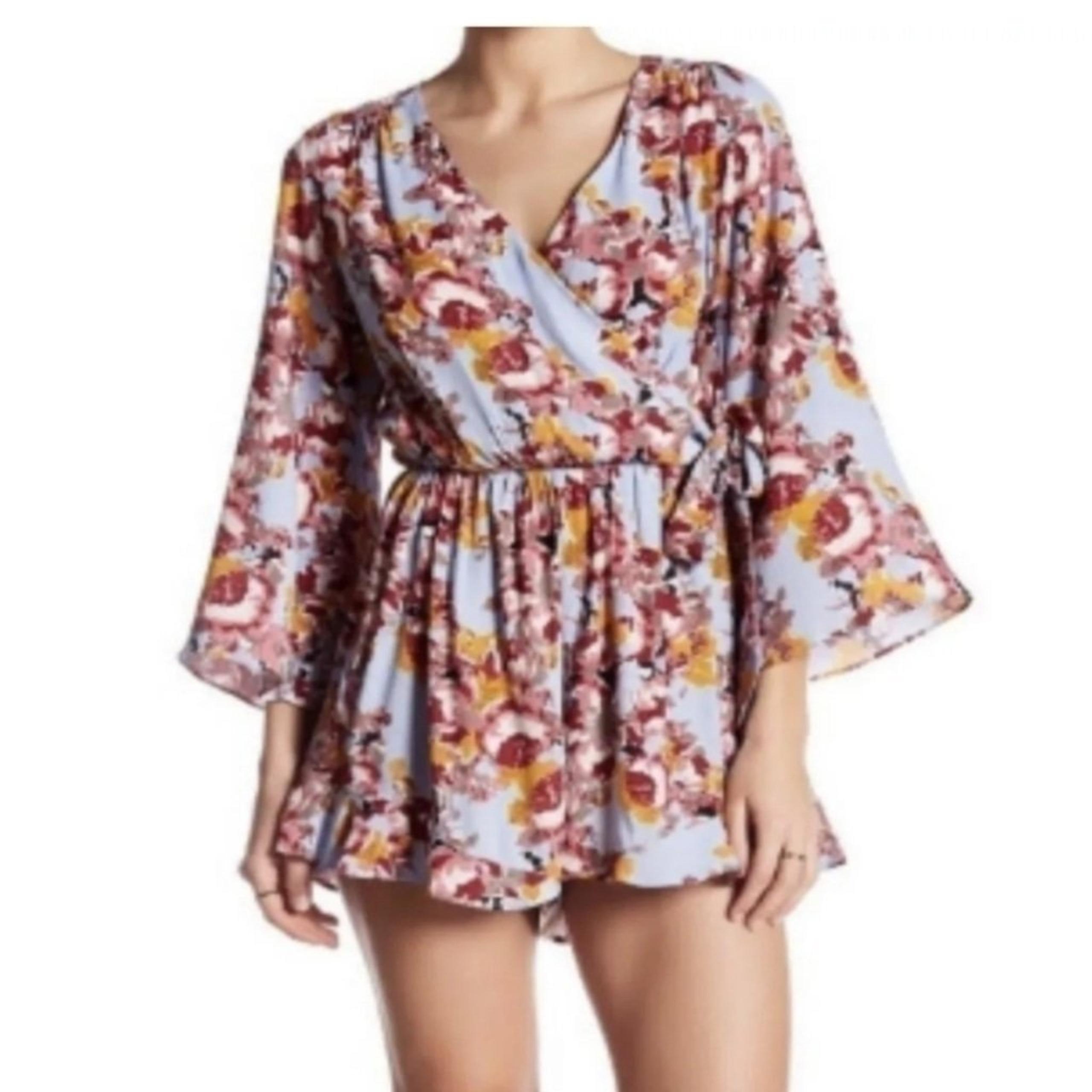 ASTR The Label Floral Wrap Romper Revolve Blue Pink Size XS