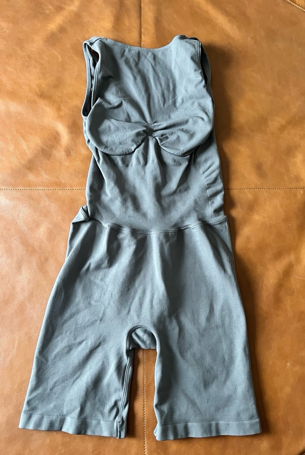 Skims Sold Out Contour Lounge Onesie gray chalk size S/M