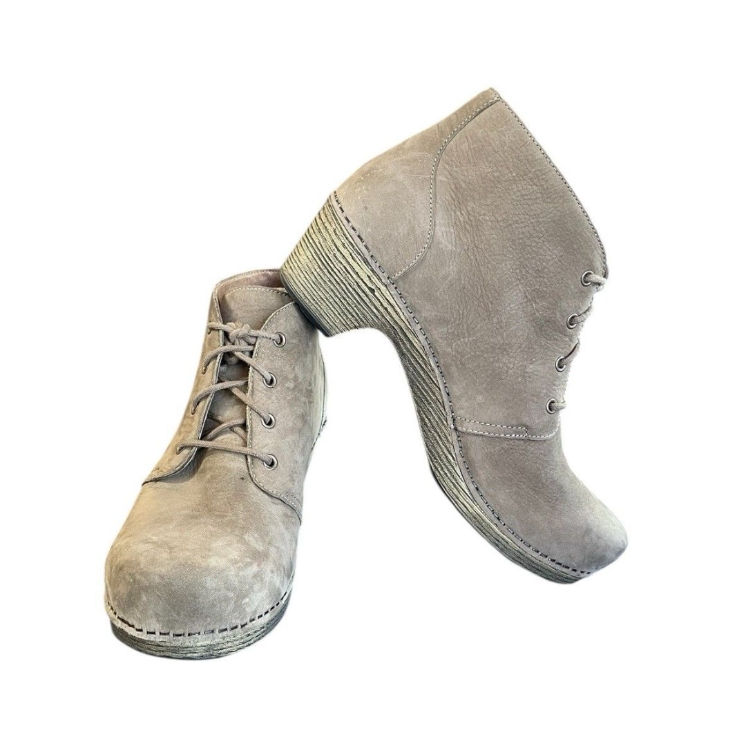 Dansko 'Meena' Lace-Up Bootie Ankle Leather Size 41 US 11/11.5 Tan EUC Suede