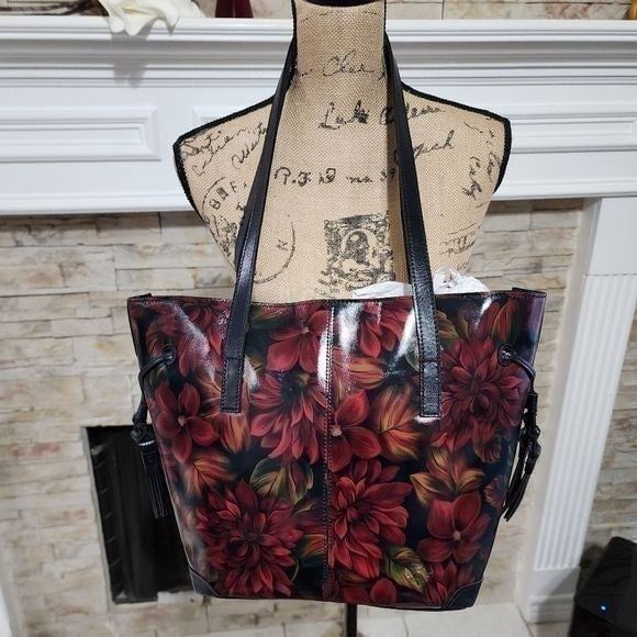 Patricia Nash KEMBLE TOTE English Rustic Mums Collection new!!!