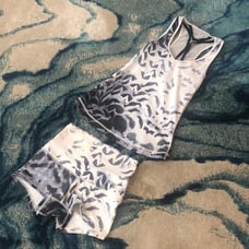 Lululemon pretty plume angel set shorts