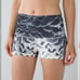 Lululemon pretty plume angel set shorts