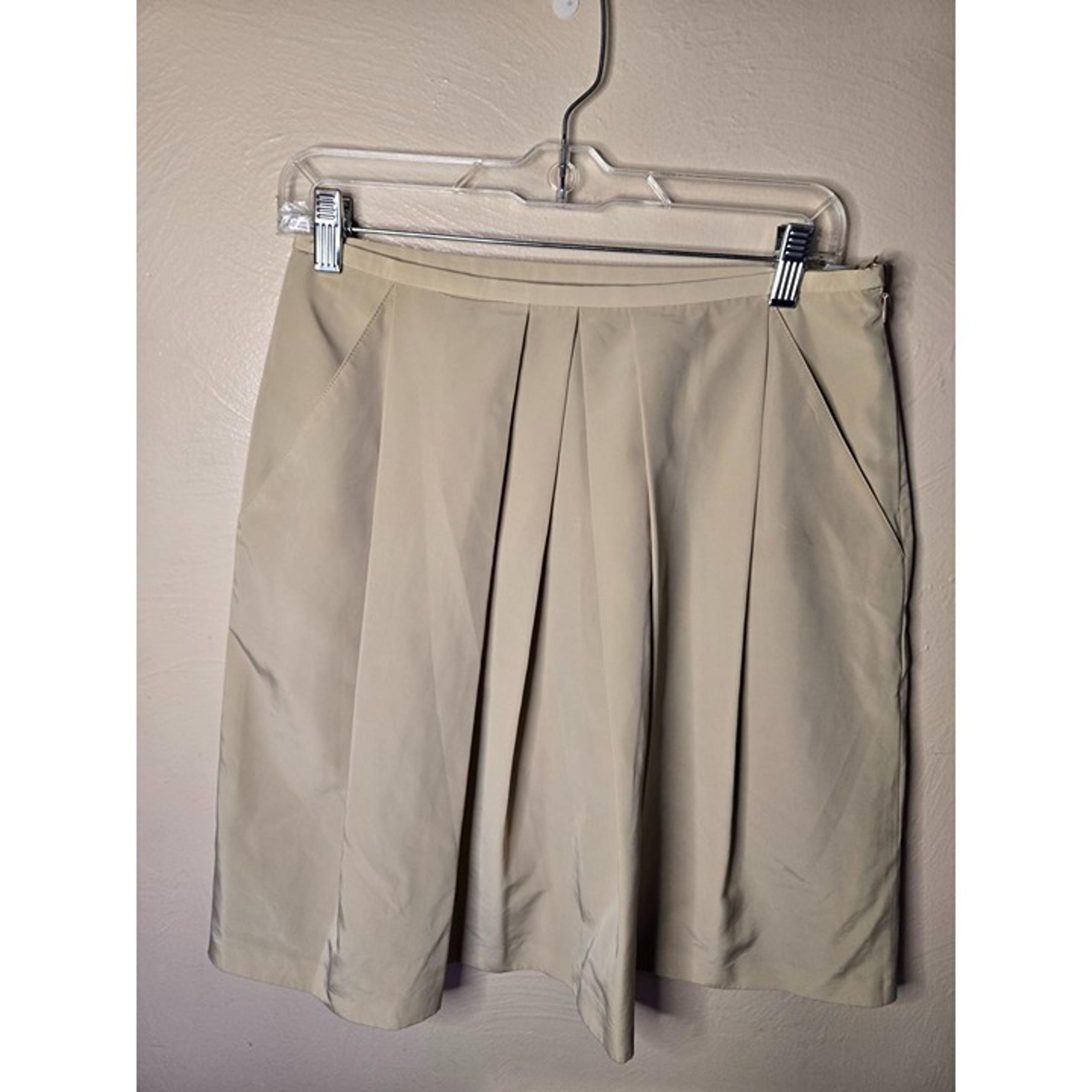 '346 Knee Length Pleated Skirt With Pockets Size 6 Classic Work - Brooks Brothers