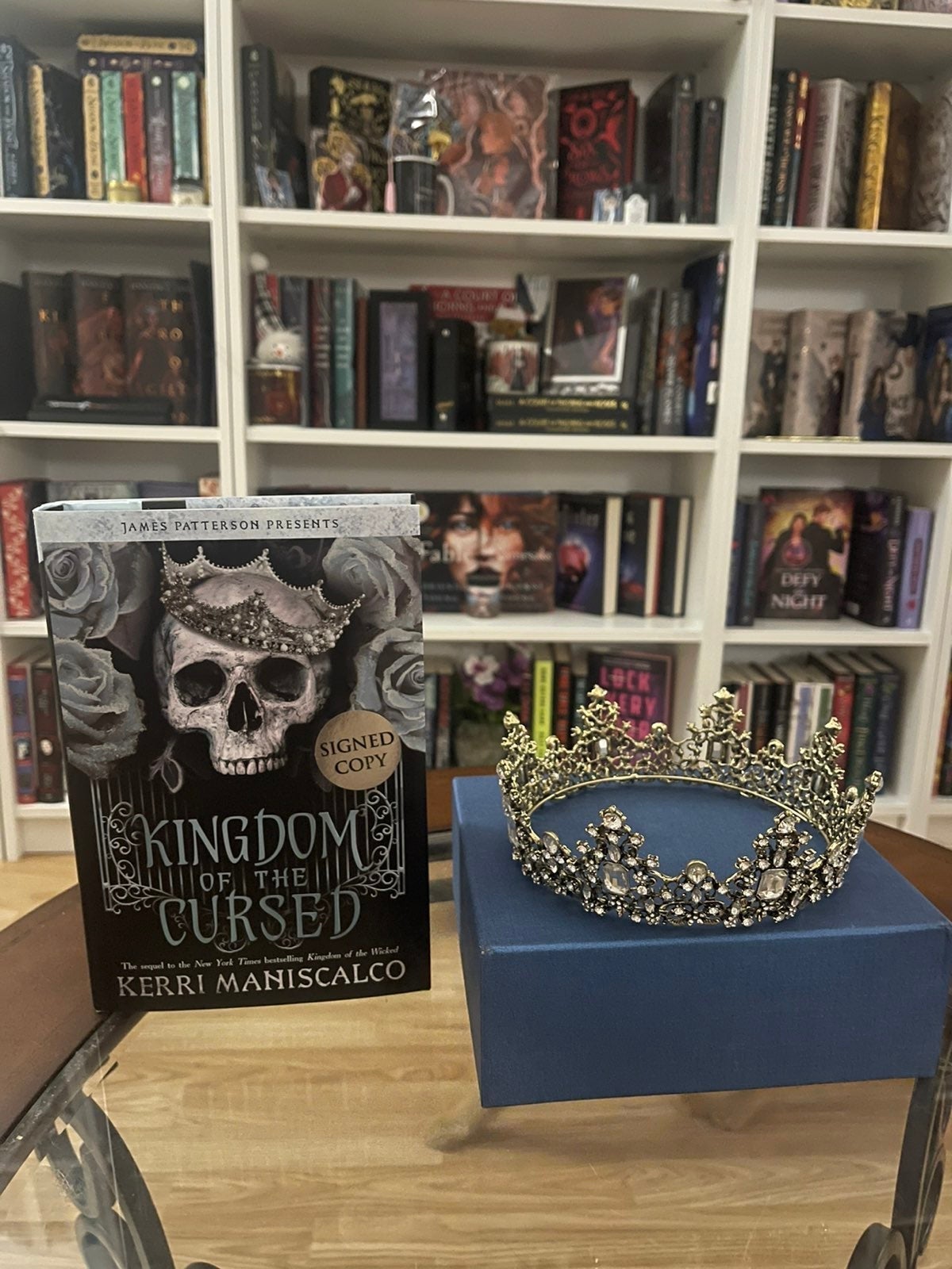 ✨SIGNED Kingdom of The Cursed + Crown ✨offers welcome❤️