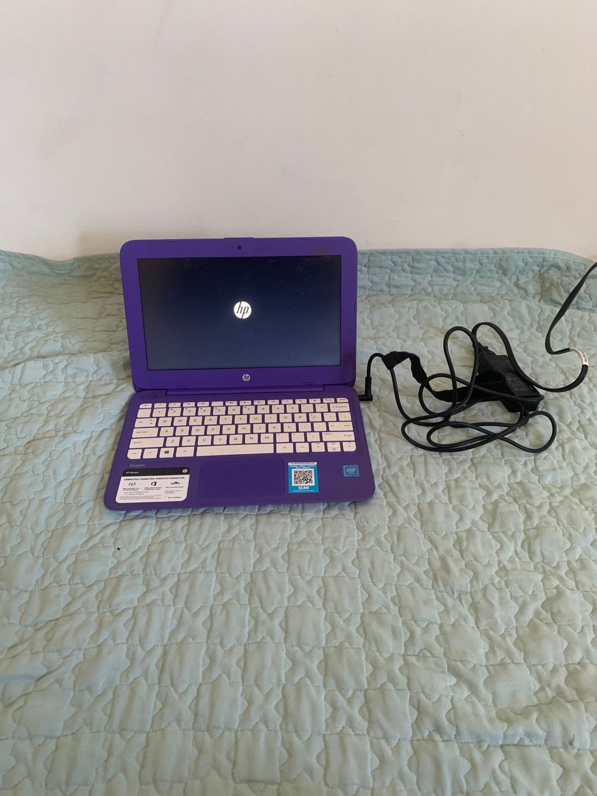 HP Stream Laptop ( Locked sold as is)