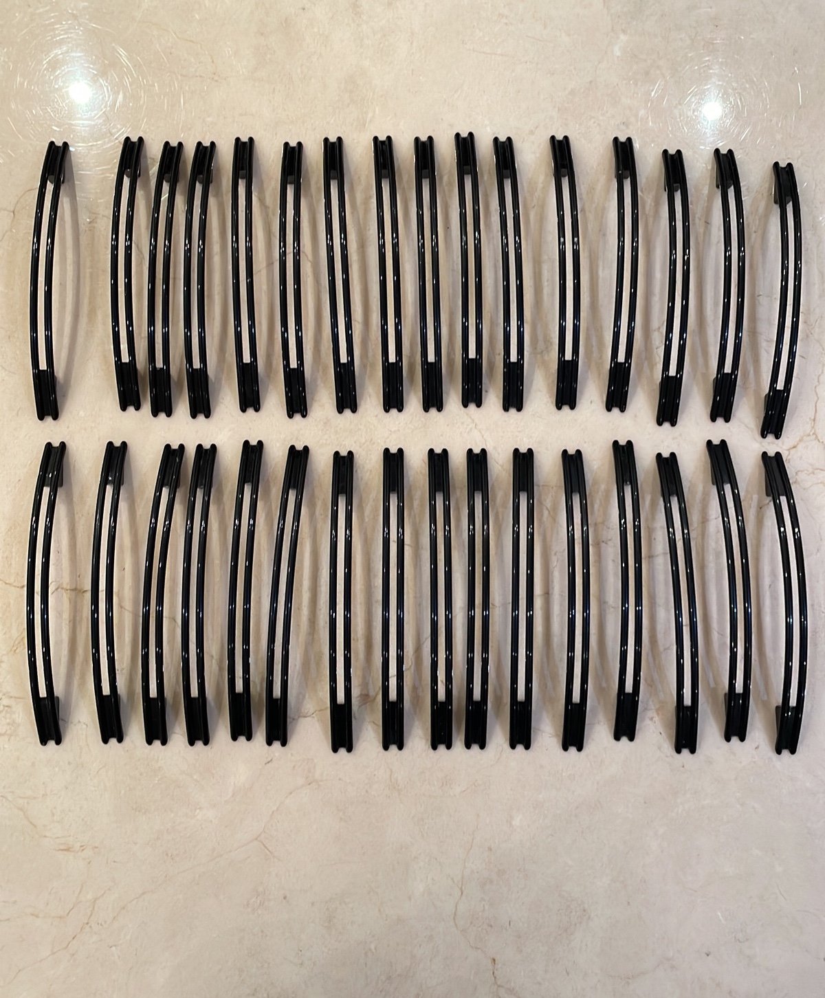 32 pack black modern cabinet handles NEW CHEAP comes with 2 screw lengths
