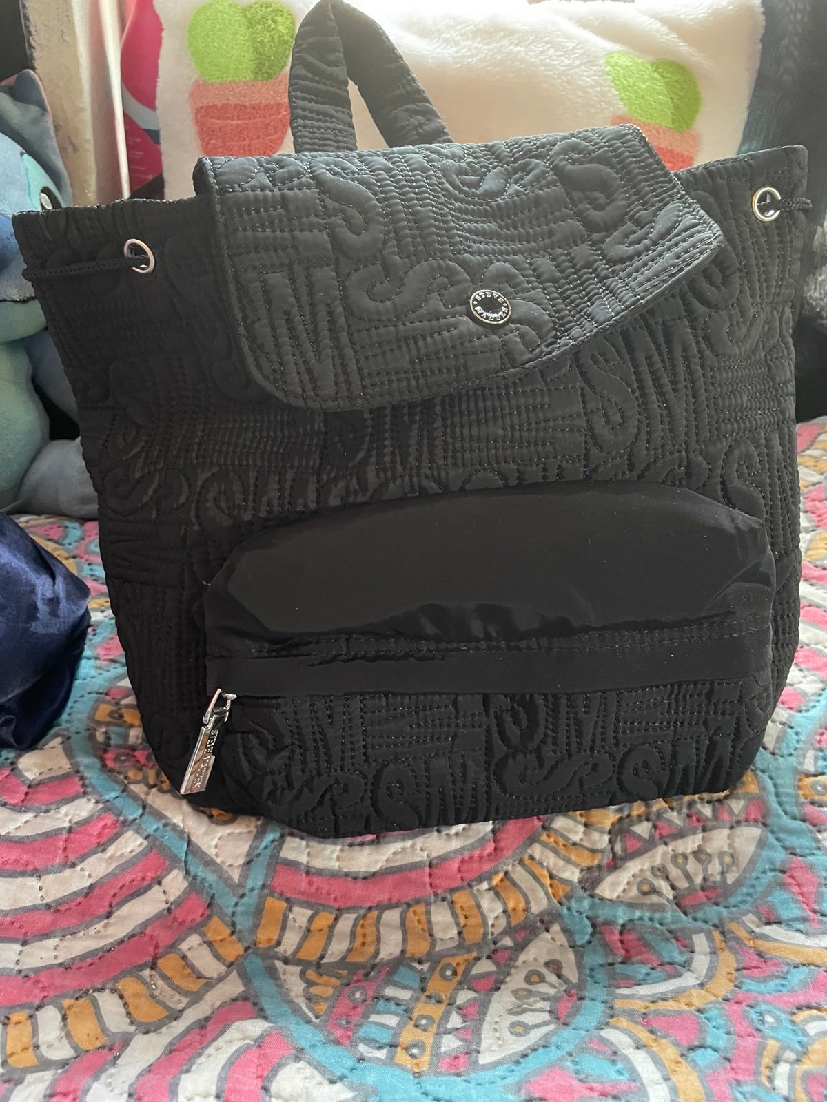 Steve Madden black quilt bag