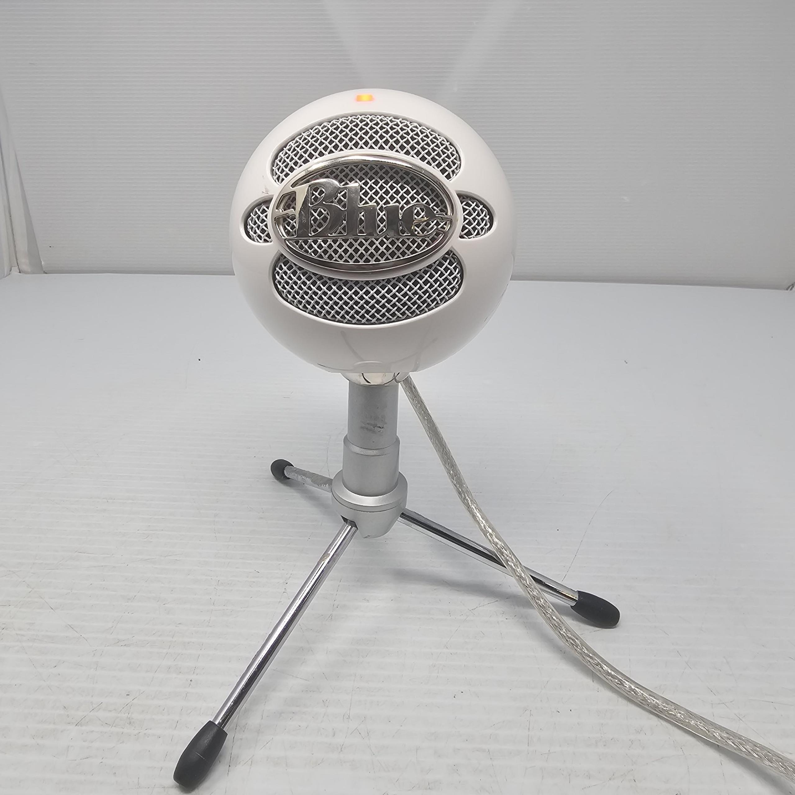 Blue Snowball iCE USB Microphone w/ Stand A00122 - White-  With Power Cord