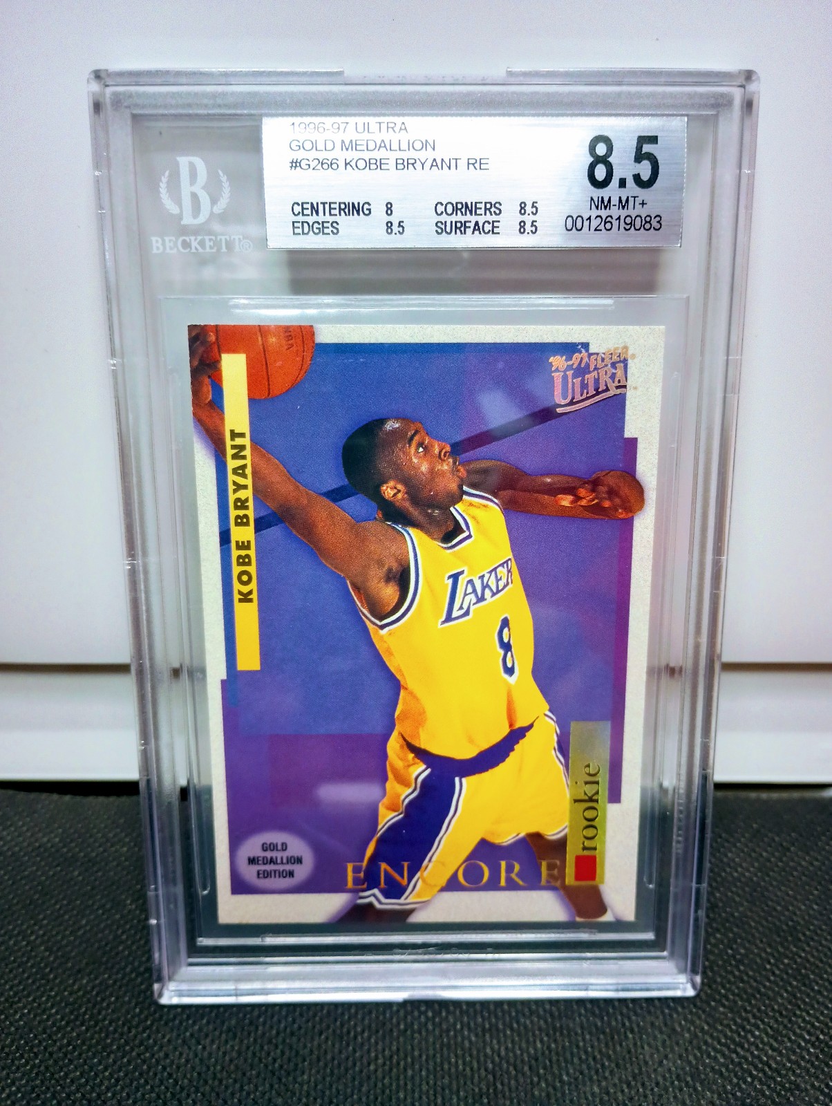 Kobe Bryant 1996-97 Ultra Fleer Gold Medallion Edition Rookie #G266 BGS 8.5 Rare
