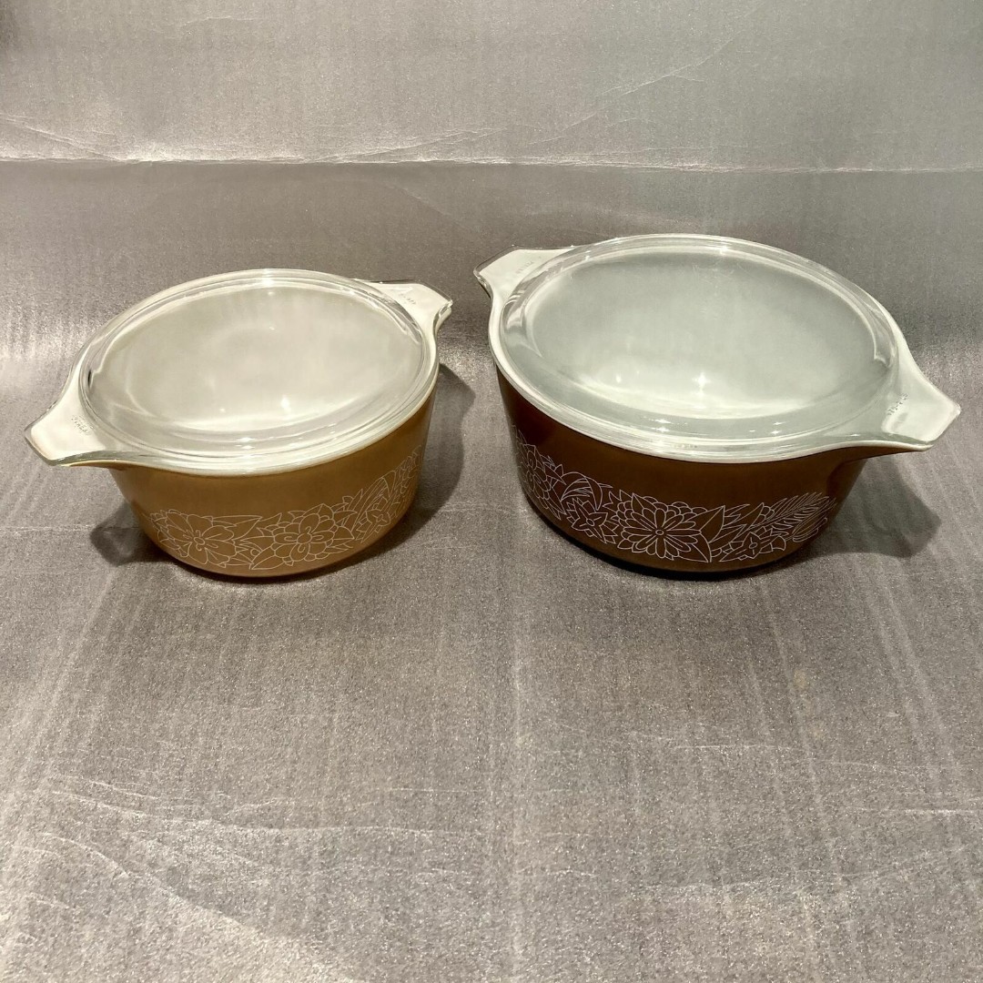 Pyrex Casserole Dishes Woodland Brown & Gold Round 1.5L and 2.5L Lids Lot of 2