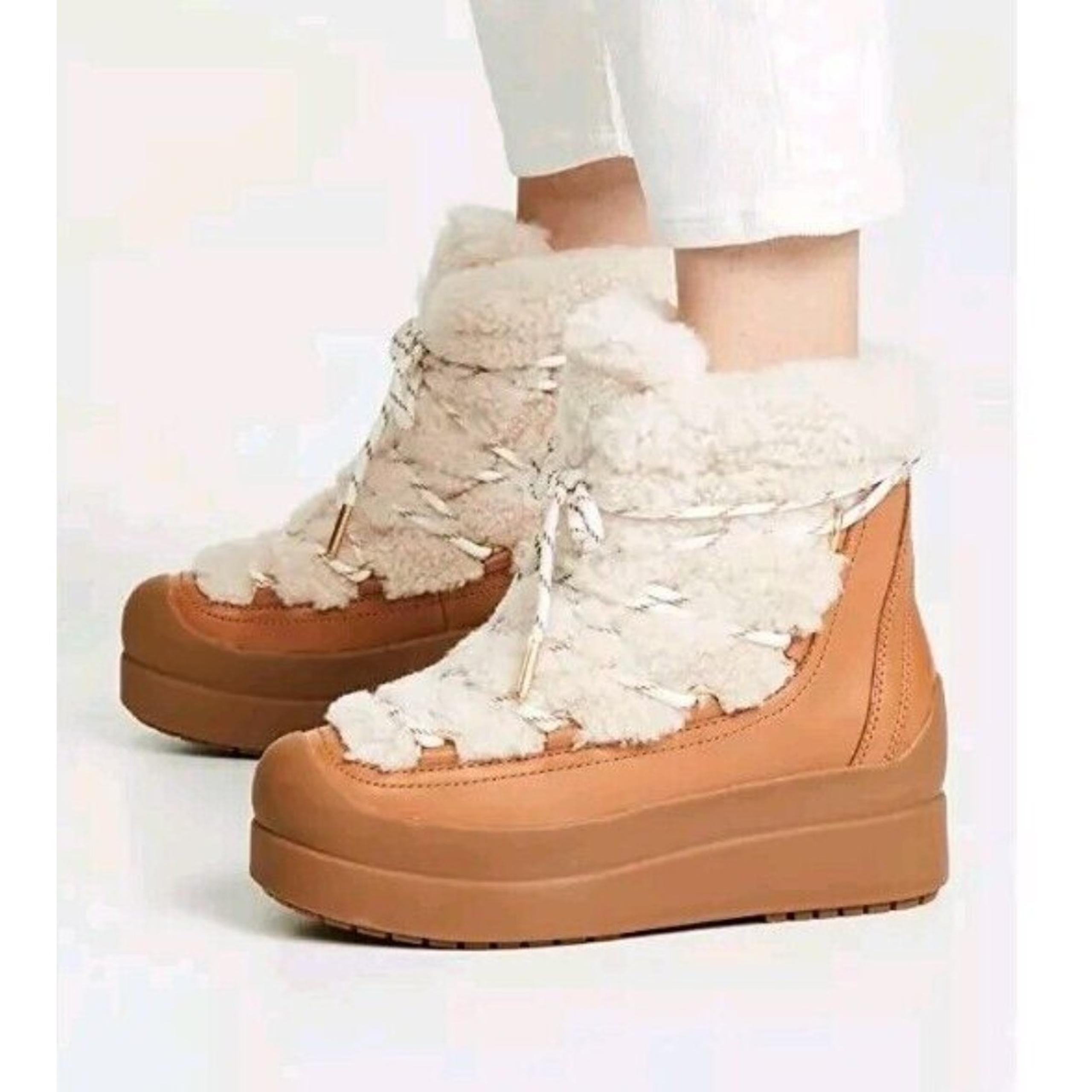 Tory Burch Courtney Round Toe Leather Shearling Platform Lace-up Boots Size 6M