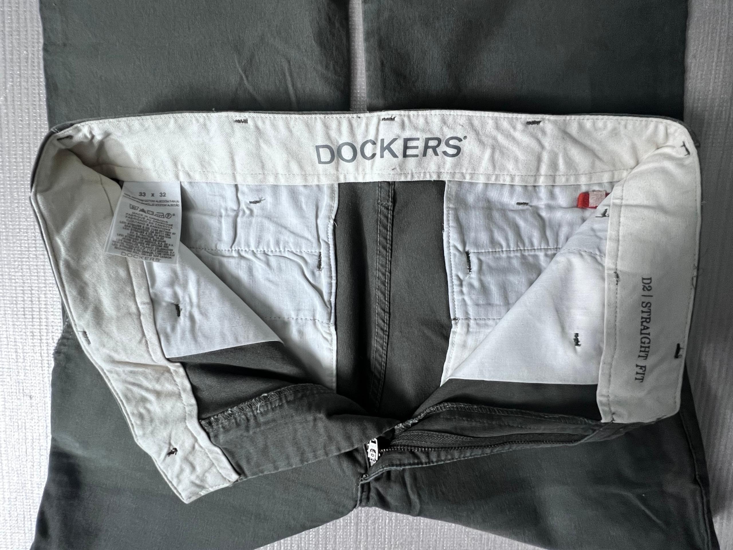 Dockers straight fit 33x32 Pants