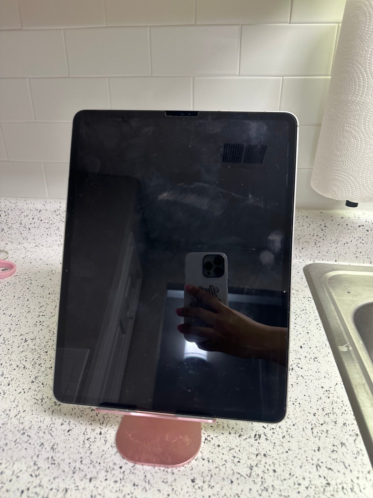 Apple iPad Pro 6th Generation 128 GB in Silver