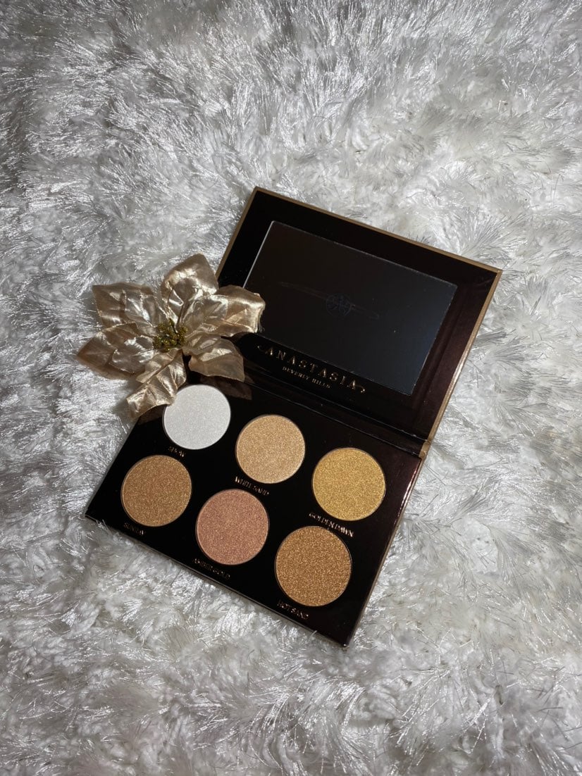 Anastasia Beverly hills Ultimate Glow